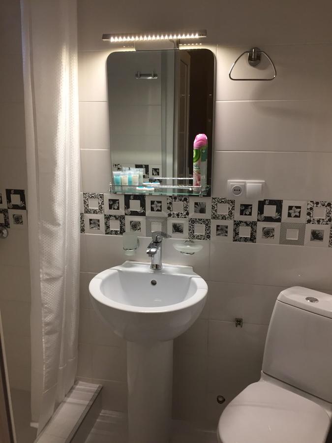 Guest House Rafael ティビリシ エクステリア 写真